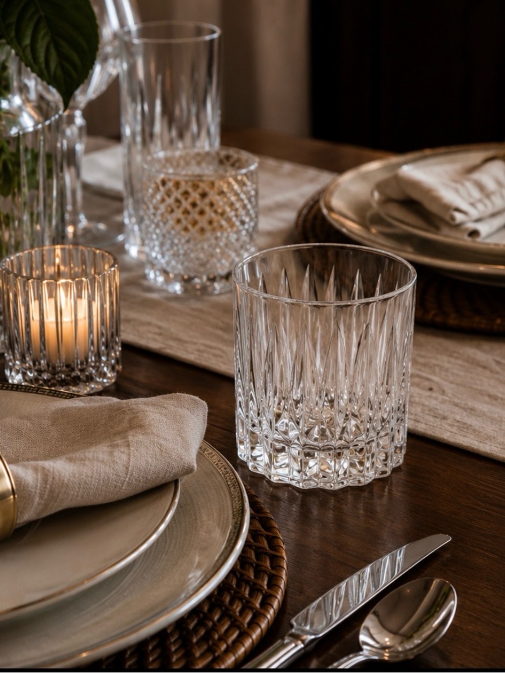 Cristal d'Arques Classic crystal, 4 Tall Goblets.